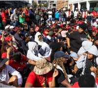Thousands of students told to leave Cape Town residences