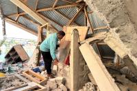 Businesses reopen after eastern Indonesia earthquake displaced thousands