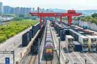 China's railways handle 2.35b tons of cargo in Jan-July