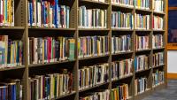 Arizona Couple With Over 400 Overdue Library Books Busted Trying To Sell Them To Secondhand Bookstore