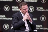 Musk once charged $5 cover for his dorm-room club to pay rent - now he's the world's richest man, still renting