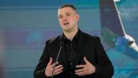 Ukraine’s dismissed defence minister calls for wartime presidential election