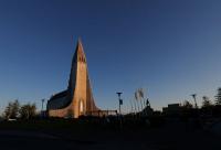 Explainer-What you need to know about Iceland's EU referendum