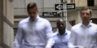 An economist who studies financial crises says the US is on the brink of recession. These are the 2 warning signs.
