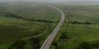 Oman boosts Dhofar road network as Khareef visitors set to cross 1 million