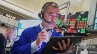 BEFORE THE BELL: US futures nearly unchanged as AI-related stocks hit by heavy selling, oil prices rise