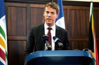 DA finance chief steps aside over conflict of interest concerns in R4bn forex probe