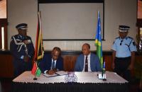 Minister Napuat says MoU will strengthen community policing between the RSIPF and VPF