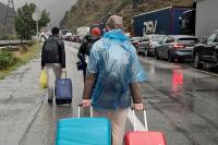 Russian citizens flee to Georgia - VIDEO