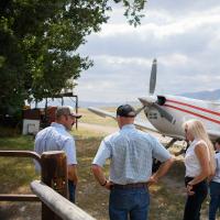 Governor visits Irvine Flats ranchers to honor their sustainable practices