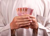 UK seeks bigger share of booming Islamic finance market