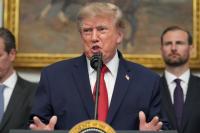 Trump Vows to Isolate Iran's Economy, Presses China to Halt Trade