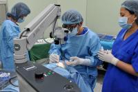 Medicare Pays Doctors Less for Cataract Surgery, and Patients Are Being Offered Laser Upgrades Costing Thousands