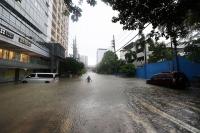Government picks 39 flood catchments as Manila braces for bigger downpours
