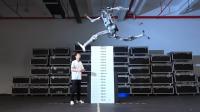 China's New 'Superman' Robot Is A Back-Flipping, Record-Breaking Powerhouse