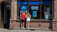Halifax customers told 'we’ll let them know' ahead of Lloyds switch