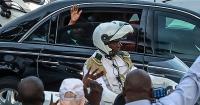 World’s oldest president returns to his country after a long stay abroad raises health concerns
