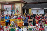 At Houston Mass, candlelight vigil, faithful honor slain immigrant, grieve and call for justice