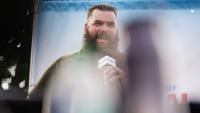 Libertarian Nicholas Gluba takes stage at Des Moines Register Soapbox