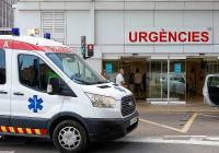 Valencia elderly man spends three days fighting for his life after falling on the floor of his home