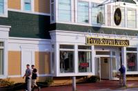 Final hours to shop as iconic Ralph Lauren closes store TODAY after decades in business
