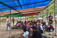 Indonesian Navy Deploys 5 Warships to Aid NTT Earthquake Relief