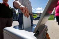 Swiss voters poised to reject tougher neutrality rules: polls
