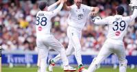 England crush sorry Pakistan by innings in three days
