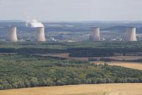 Former SpaceX Engineers Are Reviving a Forgotten Nuclear Project. AI Data Centers Could Be the Customers.
