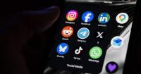 Social media crowding out Arabic learning in UAE, study warns