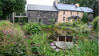 From Indonesia to West Cork: unique Coolea farmhouse with 7.2 acres hits the market for €525k