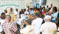 Kingsley Agyemang donates medical equipment, pays patients’ bills at Kyebi Hospital