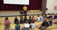 Ohio Teacher Uses Loss of Sight to Teach Students About Overcoming Obstacles