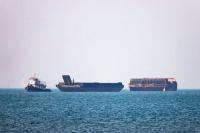 Iran, Oman review Strait of Hormuz navigation