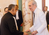 Pakistan’s ambassador presents credentials to President of Dominican Republic