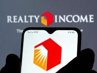 Why I Think the Best Dividend Stock Isn't a Tech Name: It's Realty Income