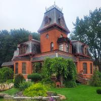 Art of Ideas Gallery: A hidden gem right in our backyard