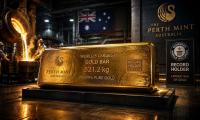 Australia Creates World’s Largest Gold Bar, Weighing 521 Kilograms, Sets Guinness World Record