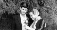 Palestinian Poet Mahmoud Darwish's Love for Israeli Dancer Tamar Ben Ami Immortalized in Poetry