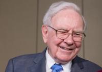 Investor warns Berkshire can't beat S&P 500, bets on PayPal