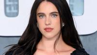 “A Quarter Of The Shoe”: Margaret Qualley Hit With Fashion Scrutiny Over $3K ‘Barefoot’ Sandals