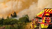 Spain: Fire near Valencia and flash floods in Catalonia simultaneously
