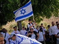 Israeli politicians focus on foreign threats, ignoring spiralling debt