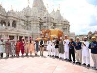 Gujarat CM Bhupendra Patel visits BAPS Akshardham temple in New Jersey