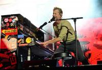 Andrew McMahon’s ‘Three Pianos’ serves as a career-spanning family reunion
