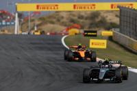 Mercedes will be "worried" about McLaren threat in F1 title fight, says former driver