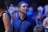 Clearest sign yet that Trump believes House will go Democrat? Son-in-law Jared Kushner meets with Minority Leader Hakeem Jeffries