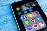 New Zealand PM proposes banning children from using social media