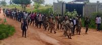 Over 300 rebel fighters abandon war, rejoin government in Juba