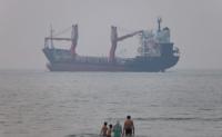 U.S. targets Iran with expanded sanctions threat against financial ties